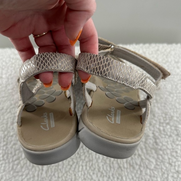 Clarks Collection Strappy Adjustable Comfort Outdoor Sandals - Picture 6 of 7